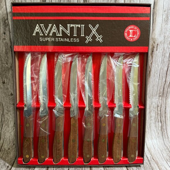 AvantiX Stainless Steel Gourmet 8 PC Steak Knives NIB Open Box READ - Picture 1 of 12